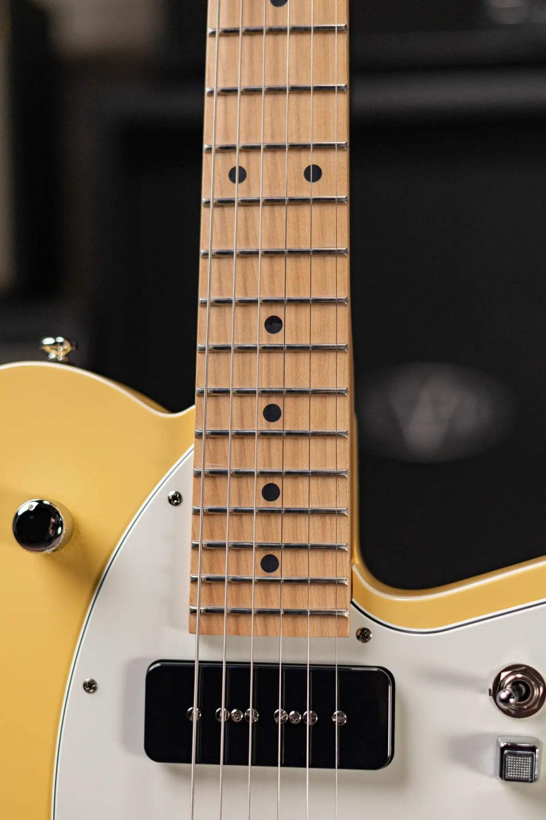 Reverend Chris Freeman Signature Electric Guitar – Powder Yellow