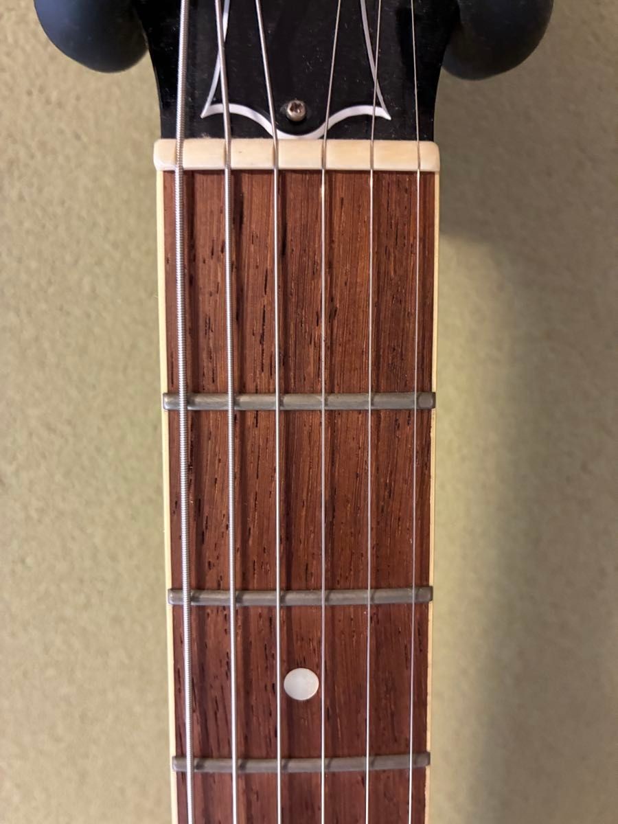 Archtop Tribute AT135STP Sunburst Semi Acoustic Guitar F Hole Neck Pickup Loose