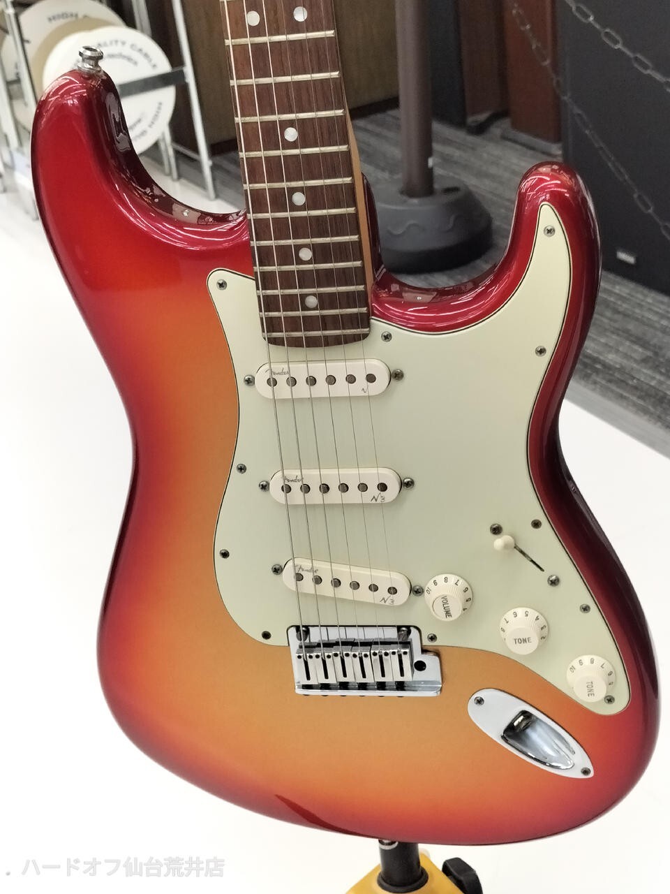 [Fender USA] American Deluxe Stratocaster N3 2012 Electric Guitar w/Hard Case