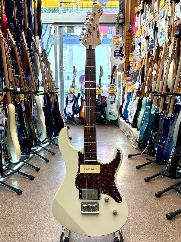 YAMAHA Pacifica 311H Used VW w/Soft case