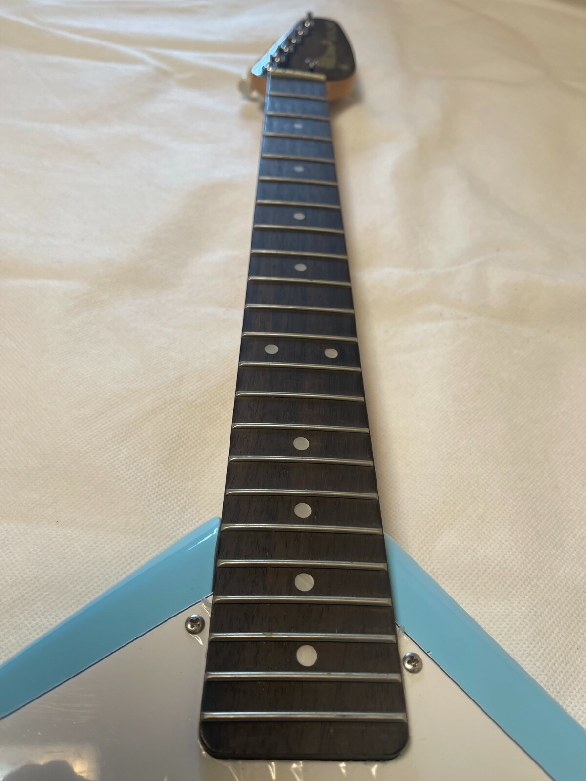 VOX APACHE-2 Phantom Guitar Sonic Blue Built-in Speaker Battery Drive