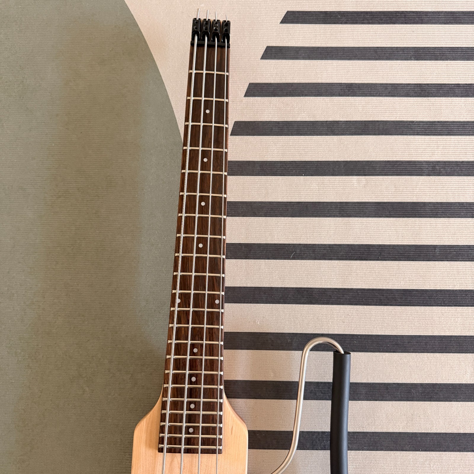 4string electric silent travel bass Short Scale Length headless portable Natural