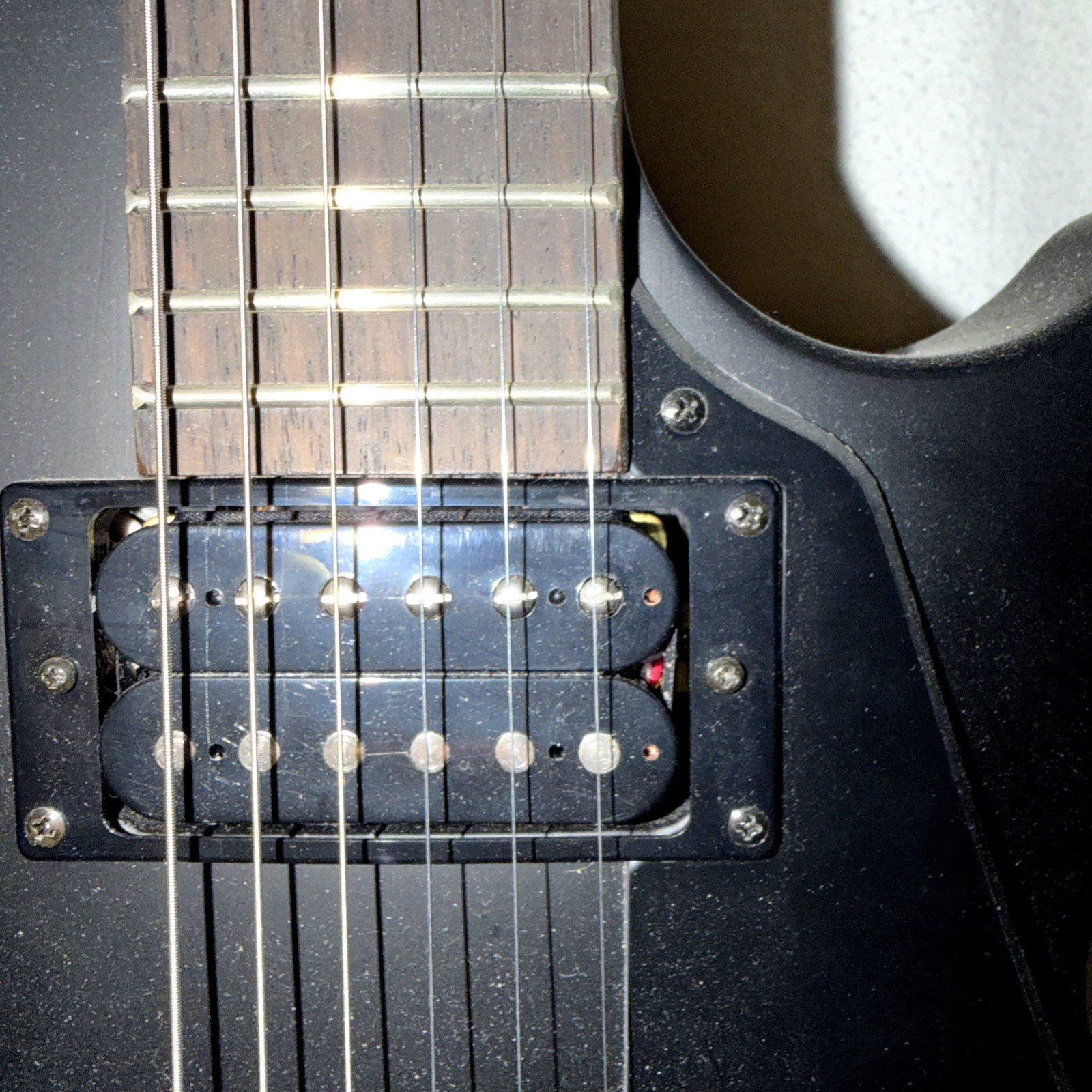 Epiphone Goth Les Paul Studio Black Safe Packing with case.