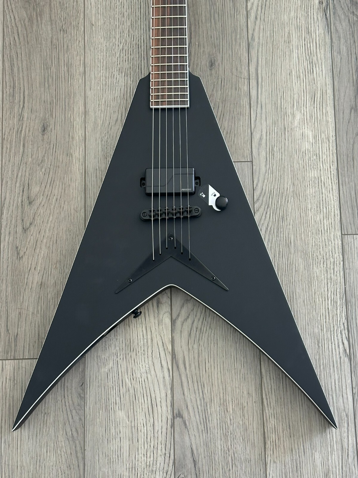 Dean Vengeance V Stain Black Fluence