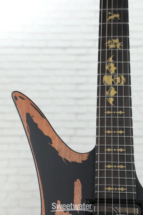 Schecter Synyster Gates Custom-S – Relic
