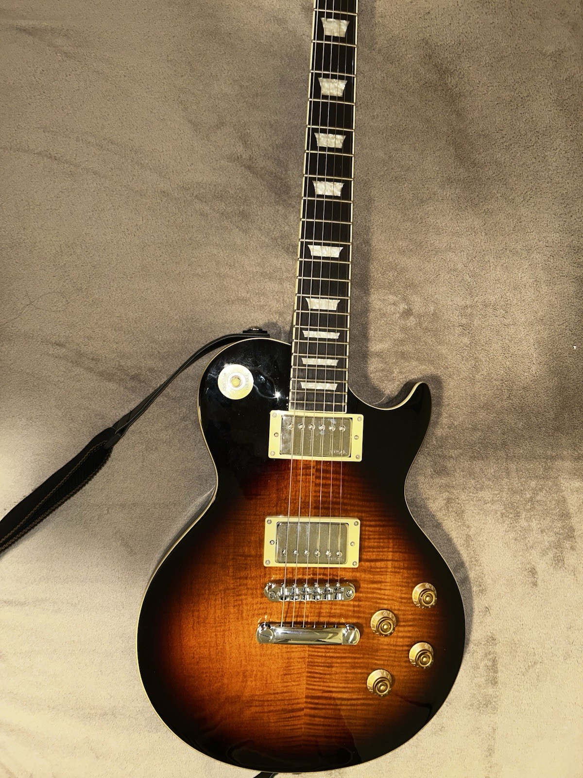 Brooklyn pickup Harley Benton SC-550 Deluxe Barely Used