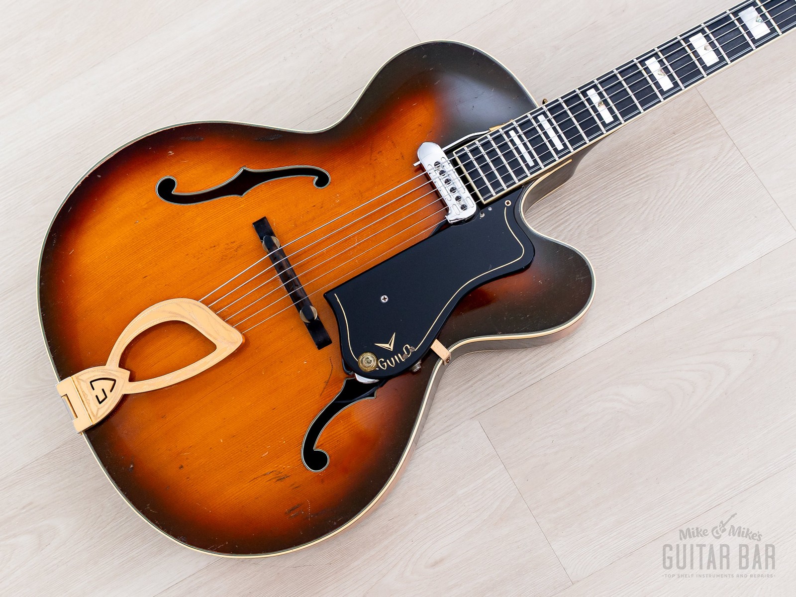 1962 Guild Stuart A-500 Sunburst Vintage Cutaway Archtop w/ DeArmond, Case