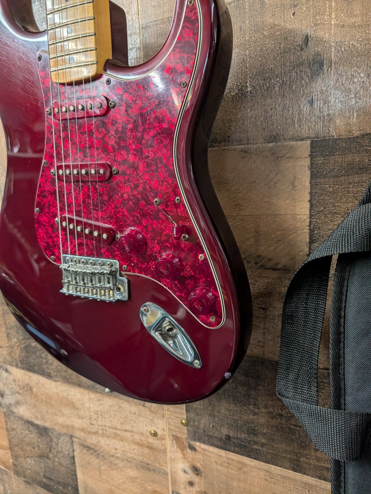 2002 Fender FSR Trans Moto Stratocaster Wine Red W/ Gig Bag Mim