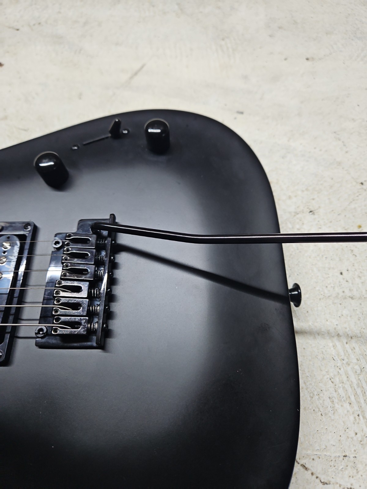 Jackson JS Series Dinky Arch Top JS22 DKA 6-String Electric Guitar – Satin Black