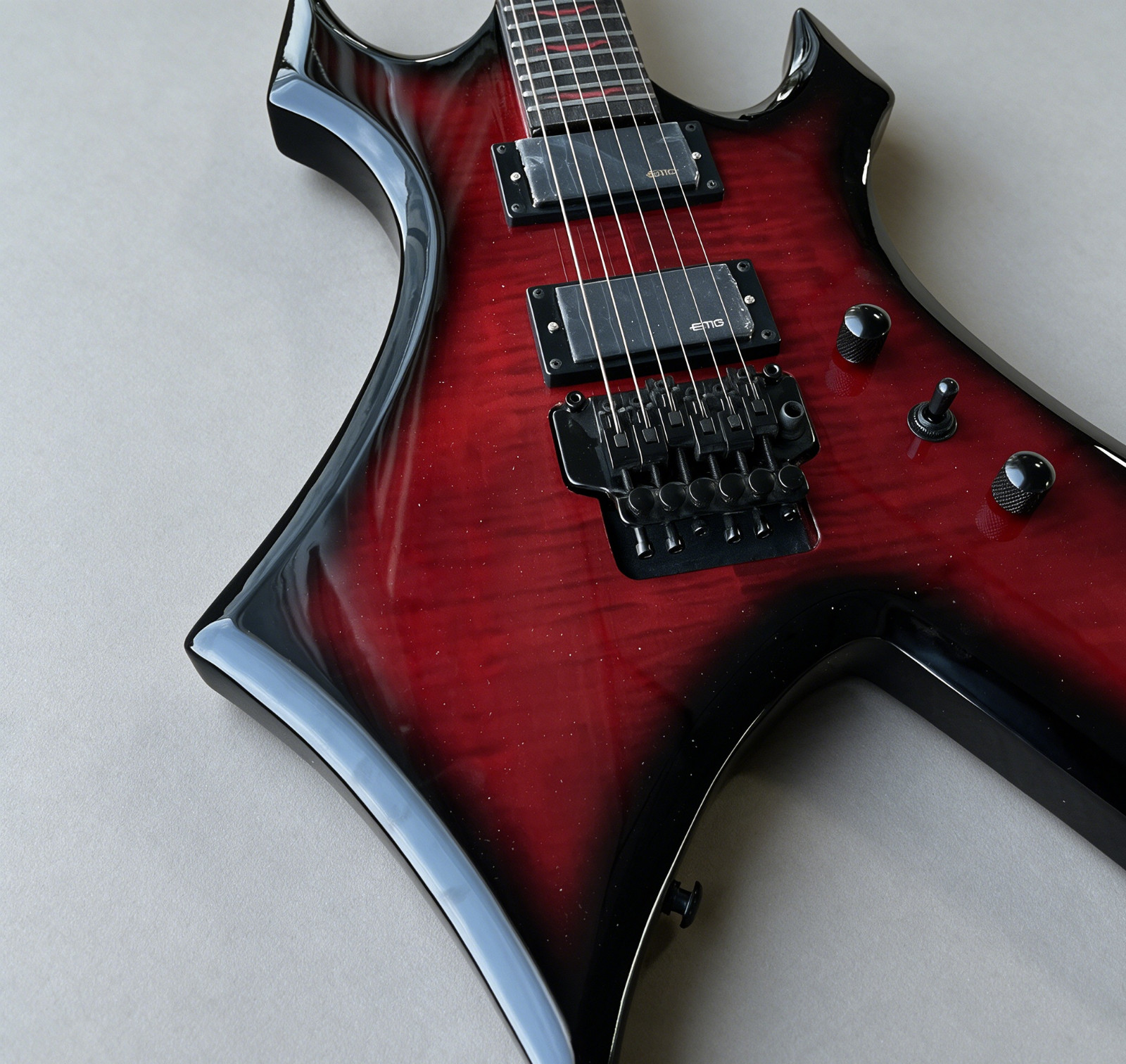 IN STOCK BC RED Warlock Electric Guitar Black Tremolo HH Hardware Free Ship