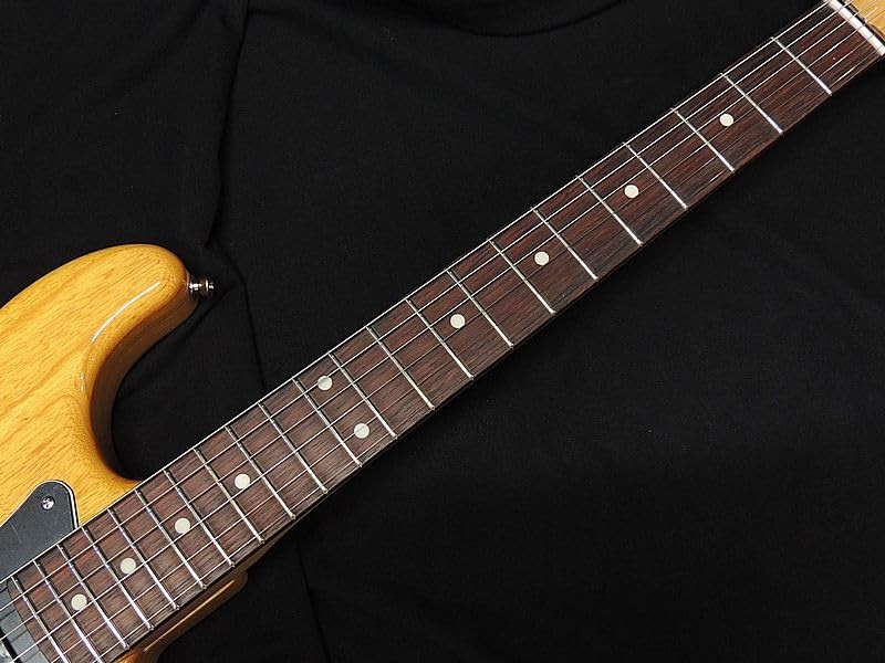 Tokai AST-102 VNT R Vintage Natural – Tokai Stratocaster-type electric guitar