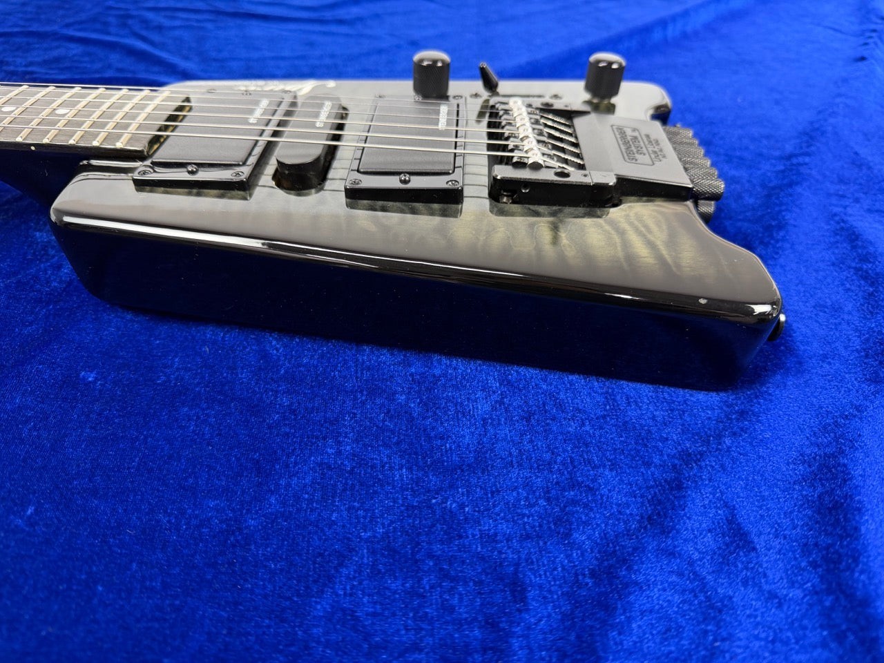 Spirit Steinberger GT-PRO Quilt Top Deluxe Used Maple+Basswood Black w/Soft case