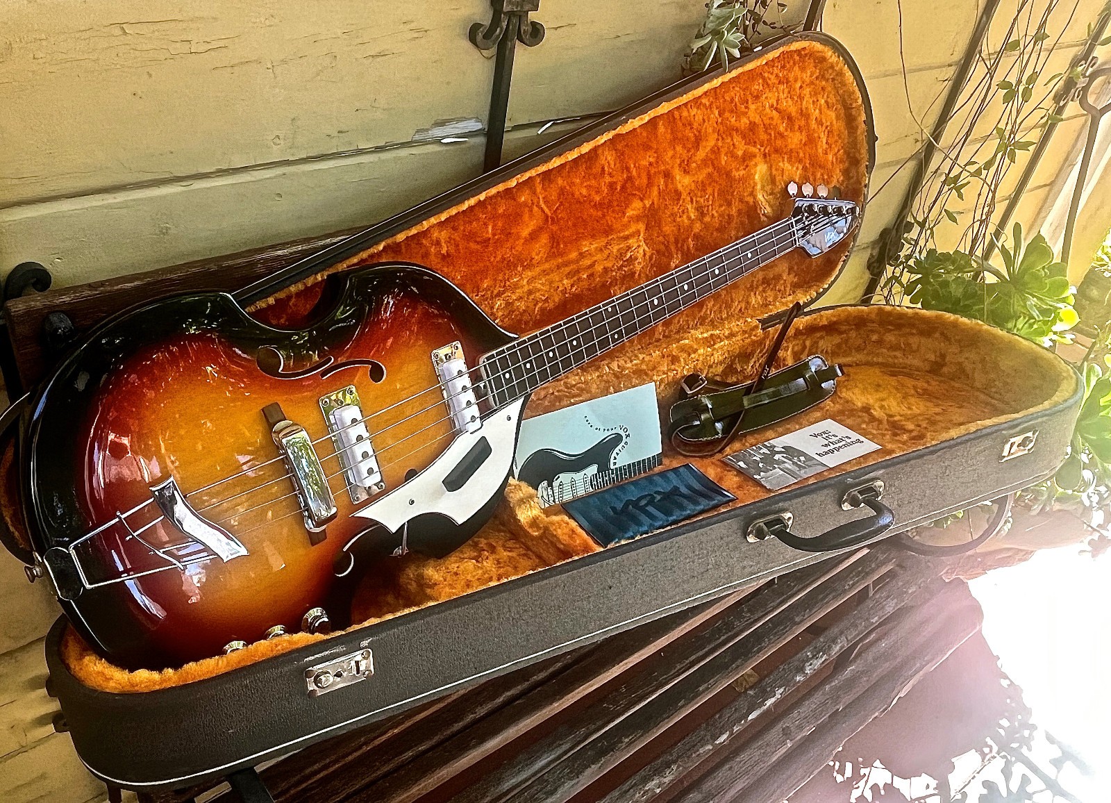 Vntg 1960’s VOX Astro IV Bass + Case Strap Case Candy USA SELLER Free Ship!! WOW