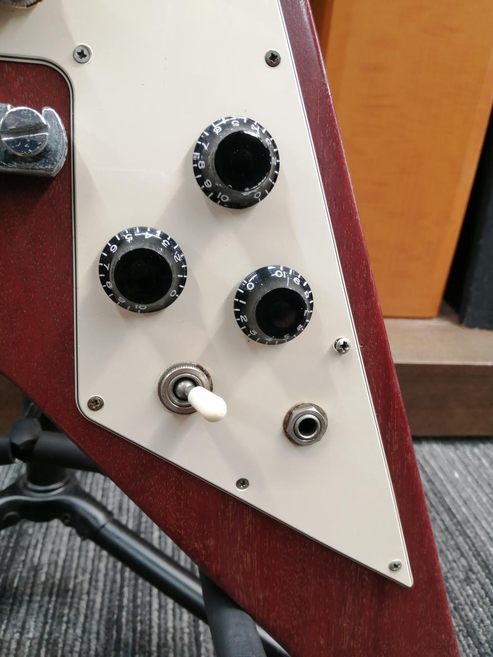 GIBSON FLYING V FADED electric guitar