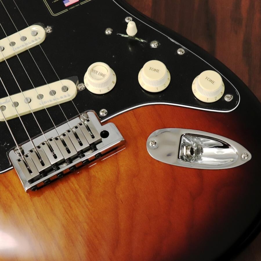 Fender / American Ultra Luxe Stratocaster Rosewood 2-Color Sunburst