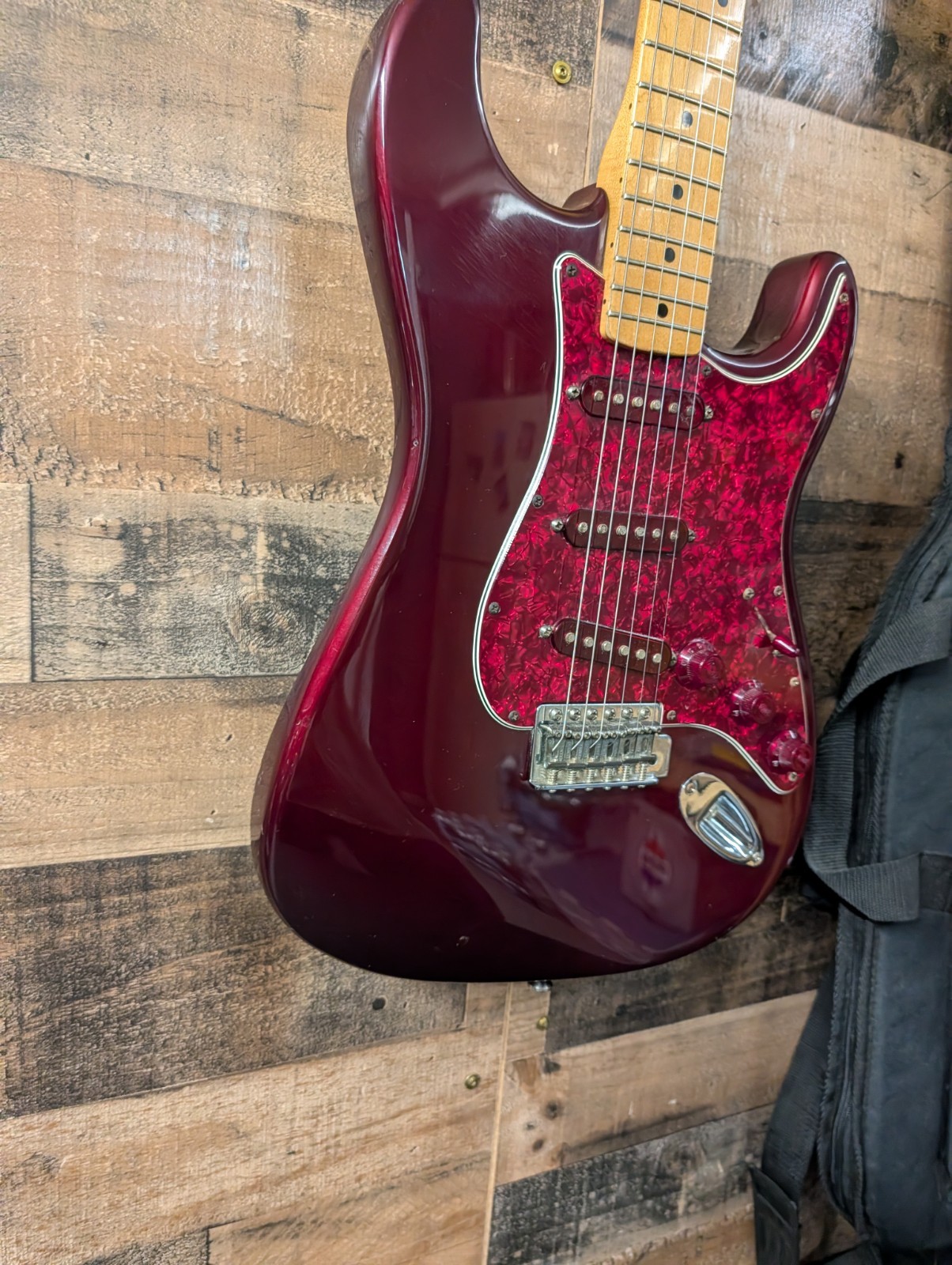 2002 Fender FSR Trans Moto Stratocaster Wine Red W/ Gig Bag Mim