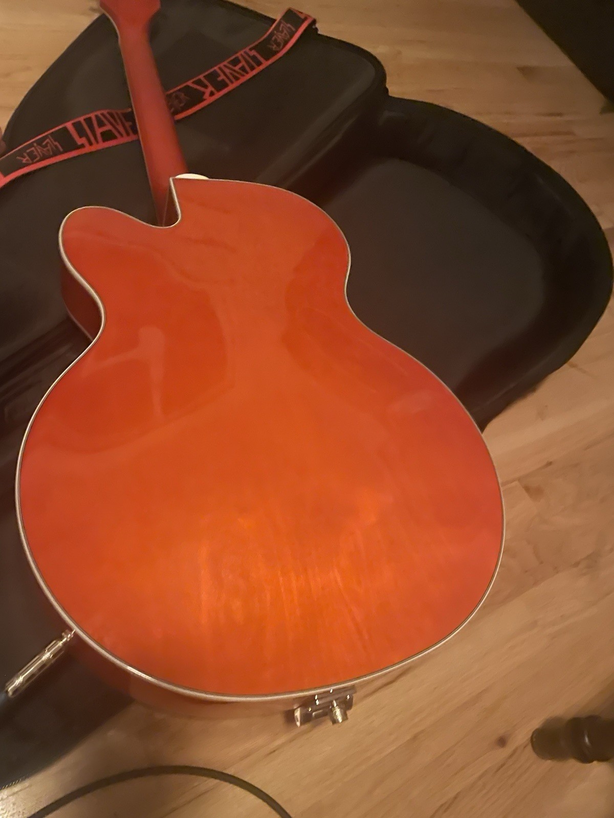 Gretsch G5420T Electromatic Hollowbody Guitar. Bright Orange Right Handed