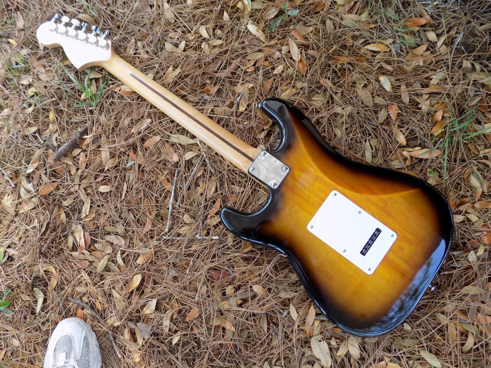 Squier “Custom Shack ” Stratocaster, Very Hot Pickups, Custom Wiring,Capacitor