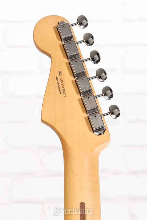 Fender Player II Stratocaster Electric Guitar – Coral Red with Rosewood