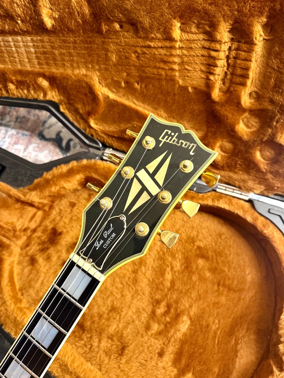 1982 Gibson Les Paul Custom “BLONDE BEAUTY” Natural Finish + GOLD Plush Chainsaw