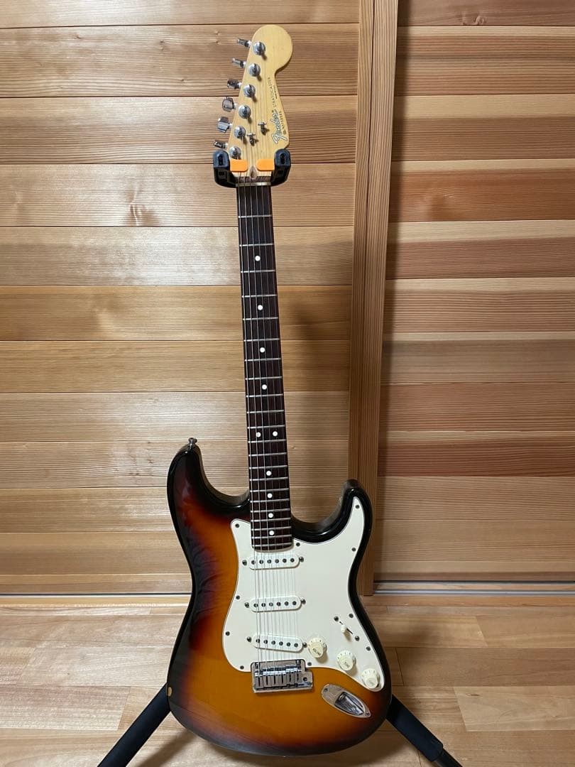 Fender USA Stratocaster Sunburst / Electric Guitar w/ OHC made in 1993-1994 USA