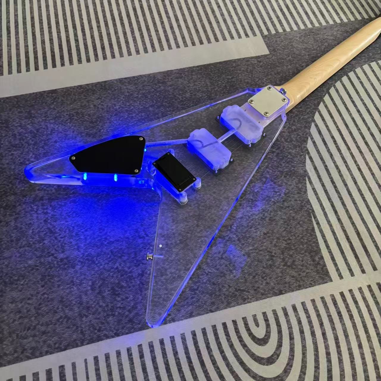 Acrylic Electric Guitar Rosewood Fretvboard Maple Neck Blue Light Bolt On