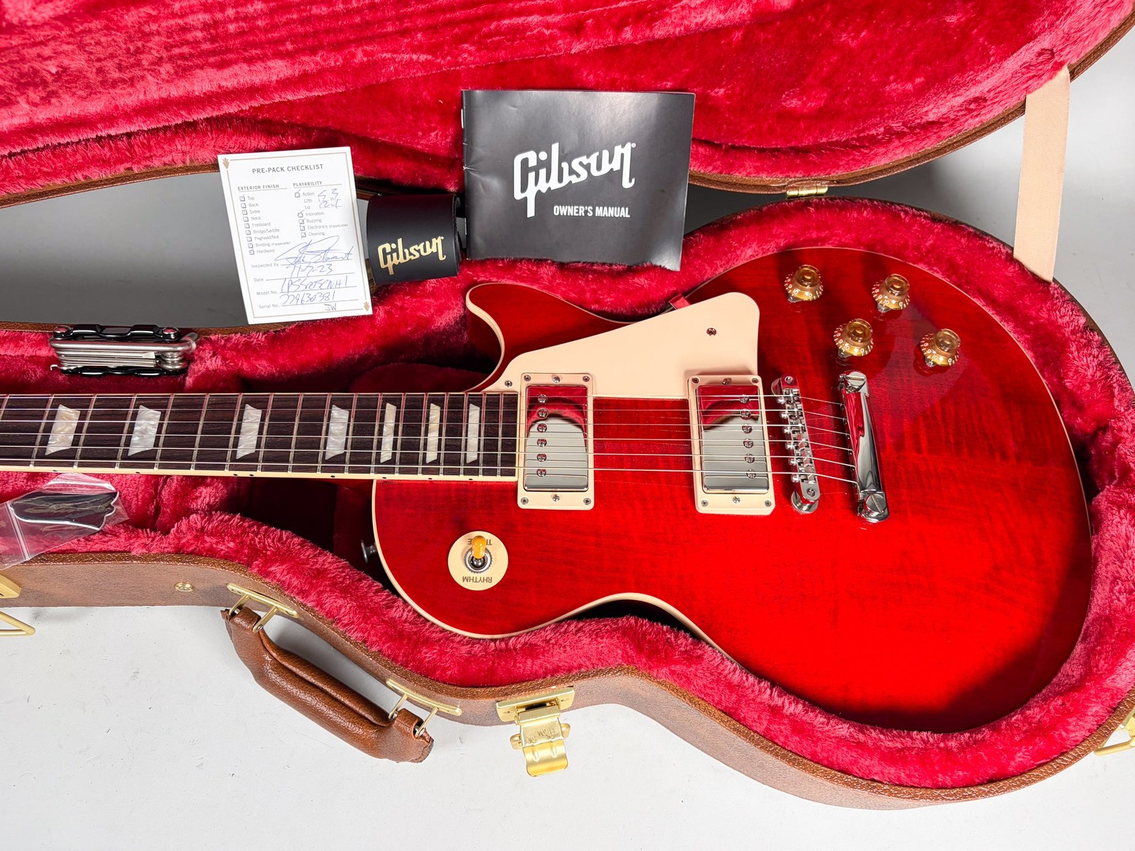 2023 Gibson Les Paul Standard 50’s Cherry Finish Flame Top w/OHSC