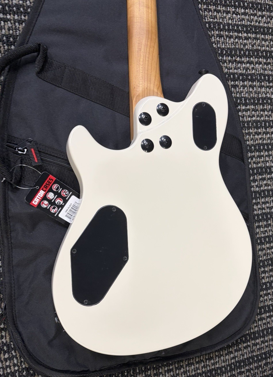 EVH Wolfgang Special T.O.M. Baked Maple Husk White