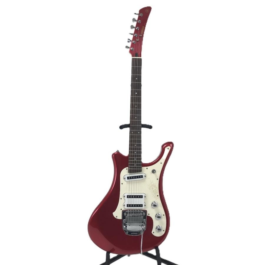 YAMAHA SGV-300 RM electric guitar (Red Metallic) with soft case.