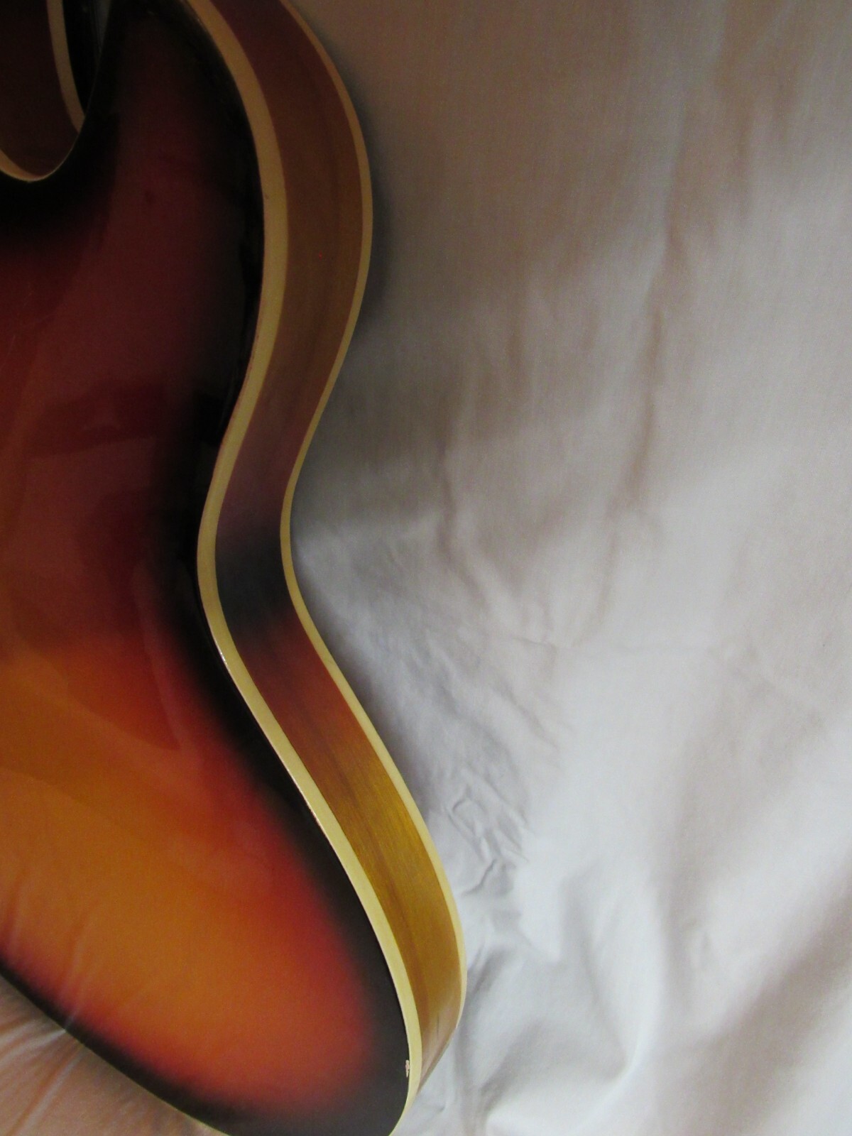 1964-1968 Teisco EP 2T Del Rey Electric Guitar “Dark Sunburst”