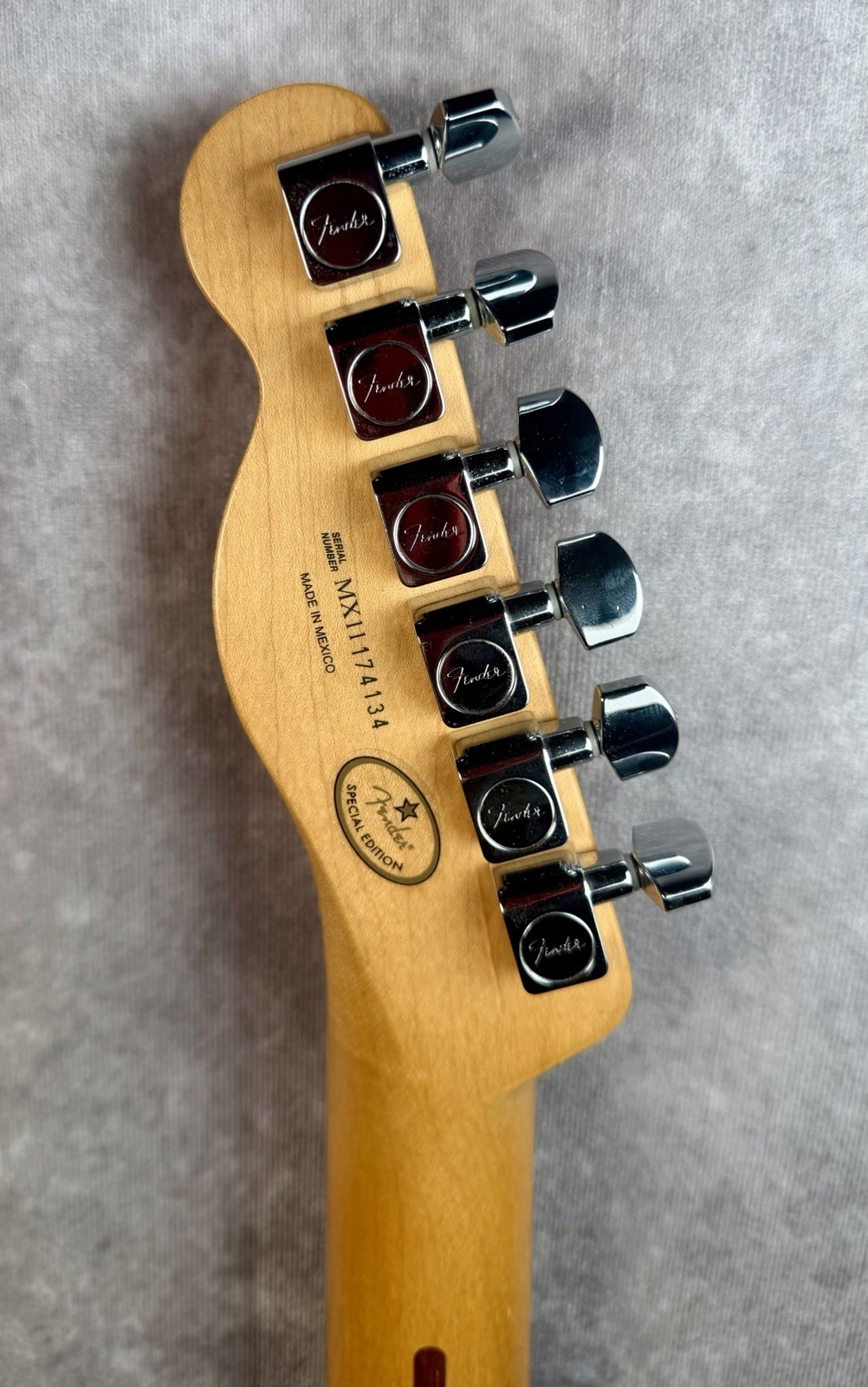 Fender Telecaster Special Edition Ash 2011 Aged Cherry Burst