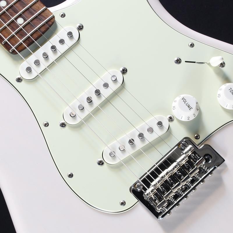 Fender Hybrid 2Stratocaster (no260725)