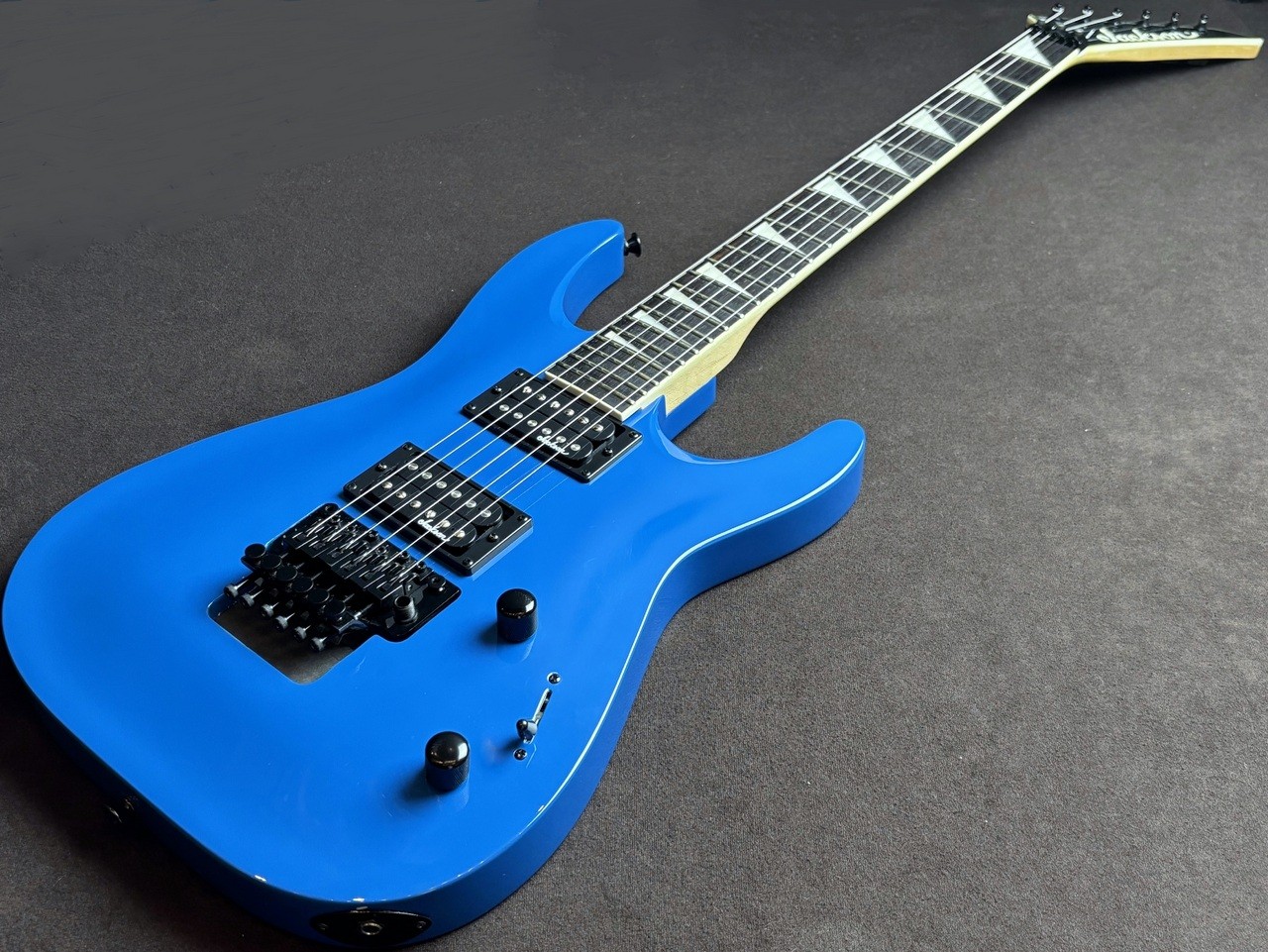 Jackson Js32 Dinky Bright Blue Safe delivery from Japan