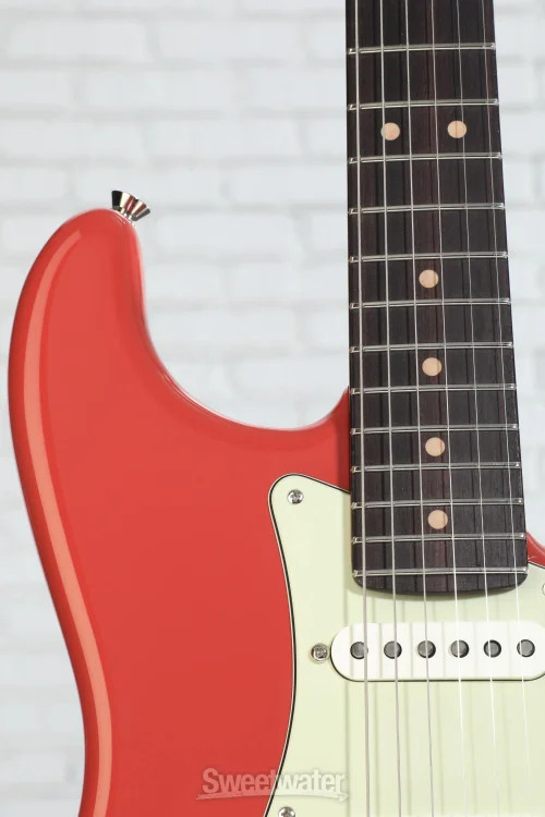 Fender American Professional II GT11 Stratocaster Electric Guitar – Fiesta Red,