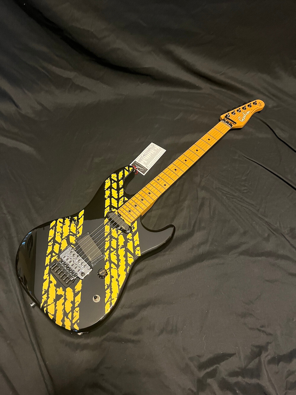 Godin Honeymoon Suite Derry Grehan Signature Tread 1-Tread Custom Graphic Guitar