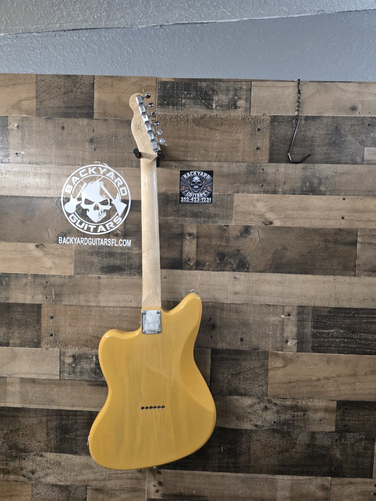 Squier Paranormal Offset Telecaster – Butterscotch Blonde with Black Pickguard