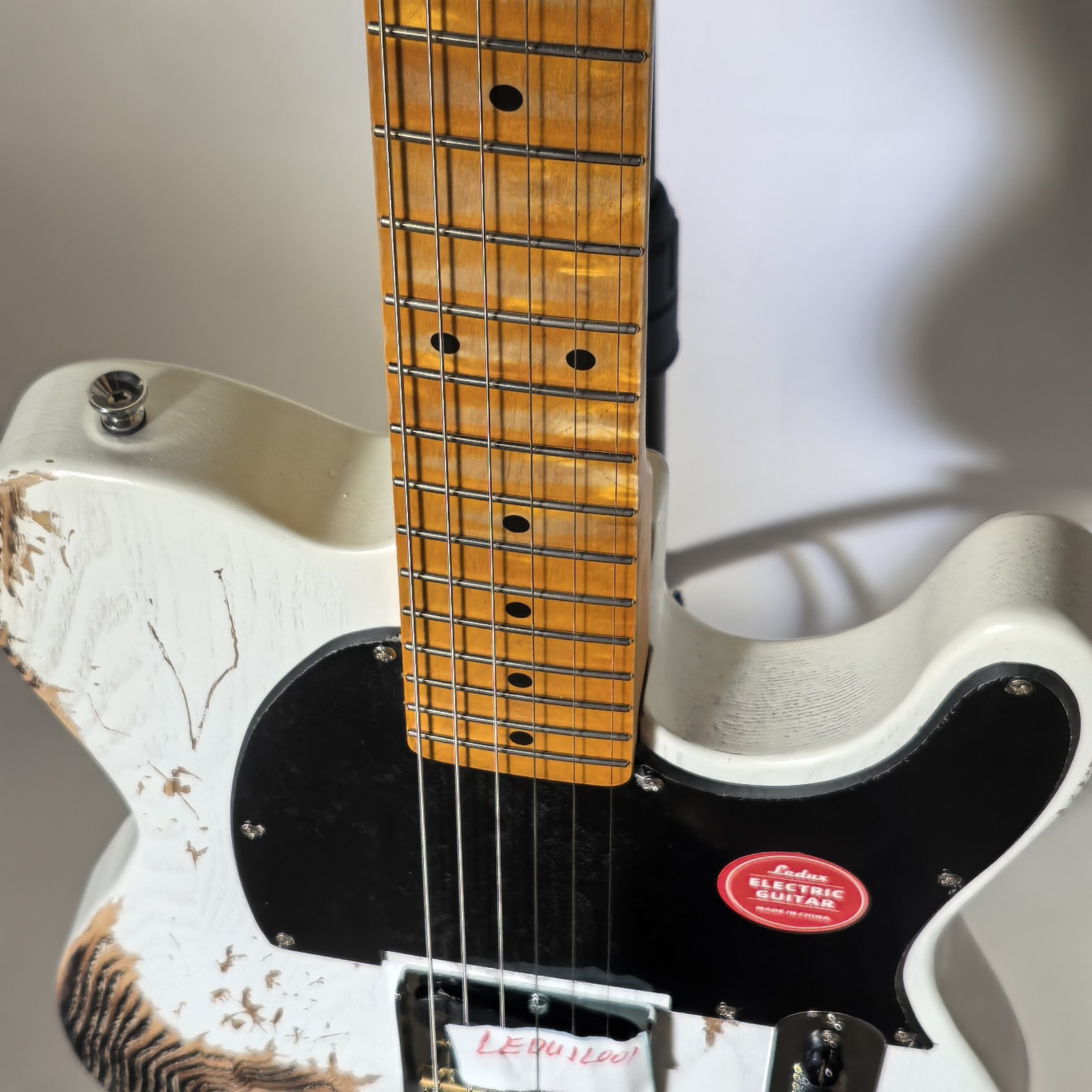 Factory Aged Cream Electric Guitar S Pickups Vintage style 21 frets fast