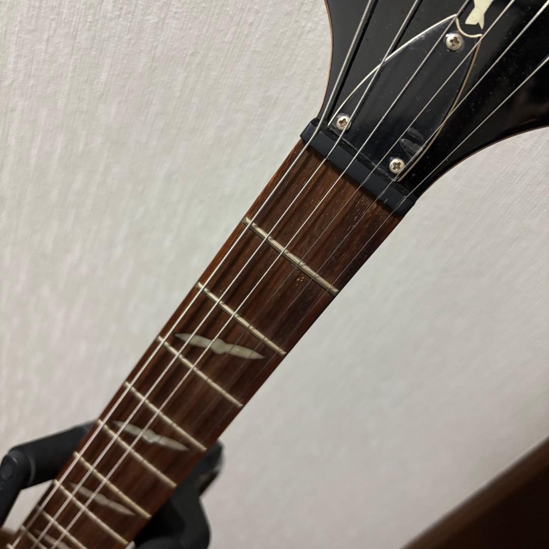 Electric Guitar Lyon by Washburn Flying V 2005 Sunburst HH Made in Korea