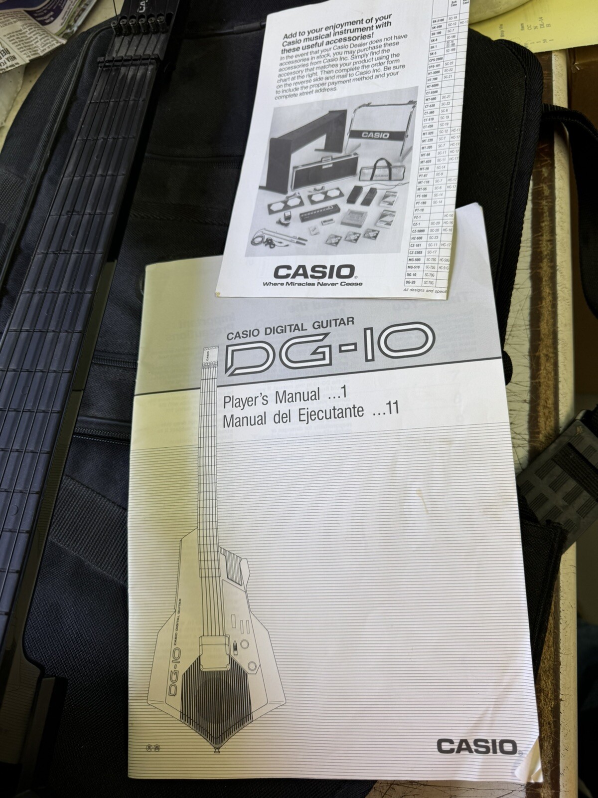 Rare Vintage Casio DG-10 Digital Guitar With Case And Paperwork Working