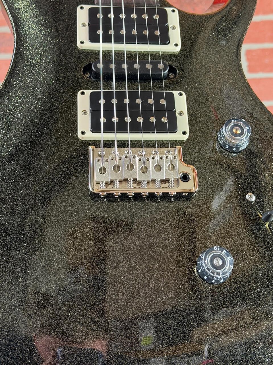 PRS CE24 Special Sprayer’s Choice Electric Guitar – Black Gold Metallic