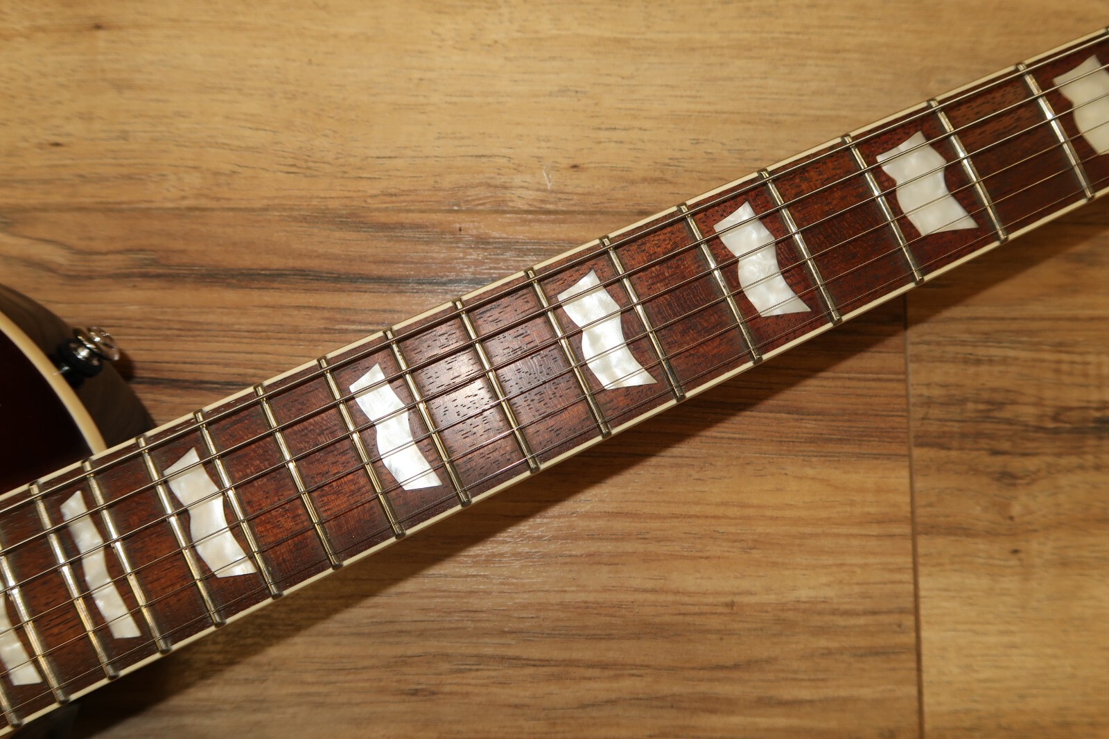 ESP LTD EC-256FM – Dark Brown Sunburst