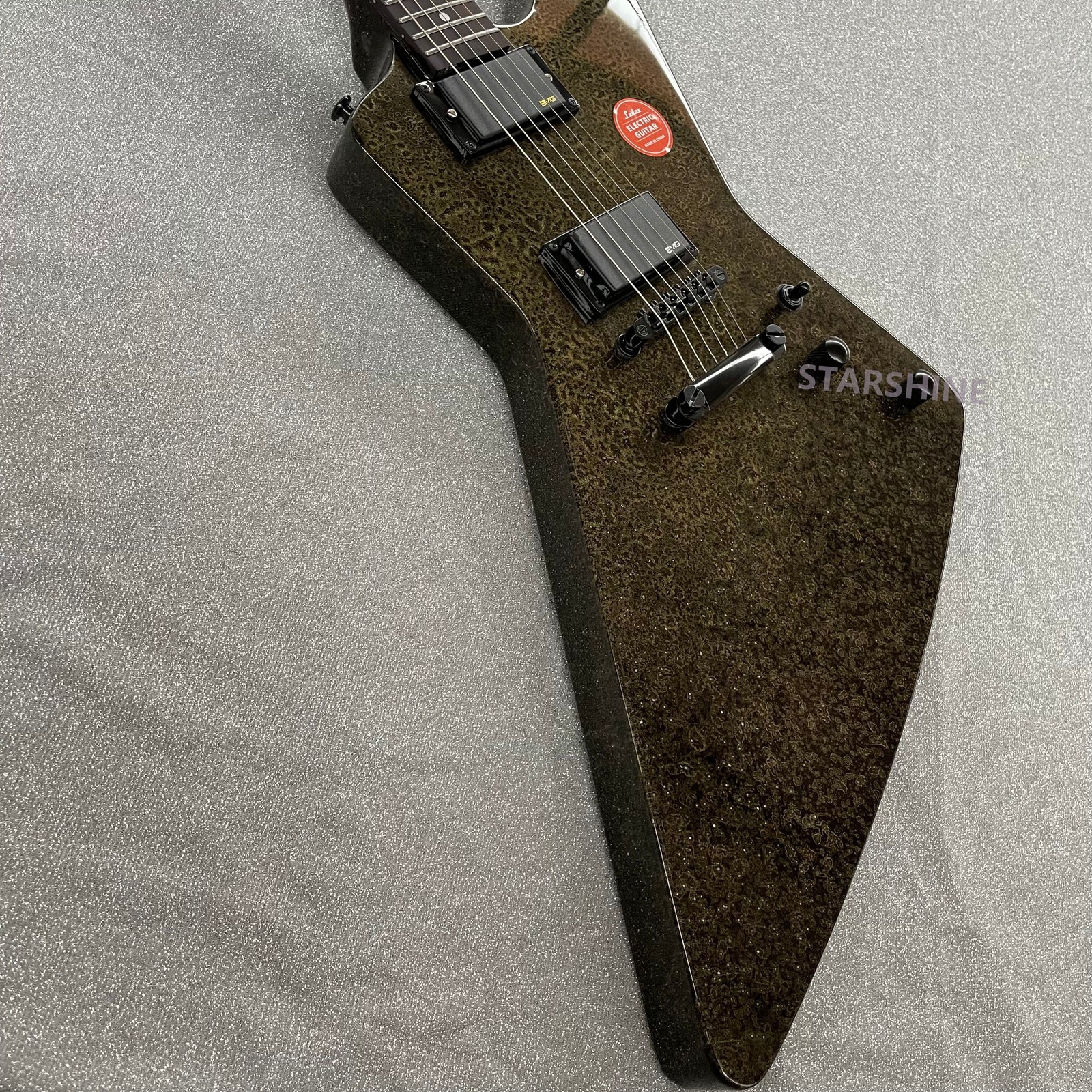 Unique Solid Body Electric Guitar Stainless Steel Fret Pearlescent Paint Metal