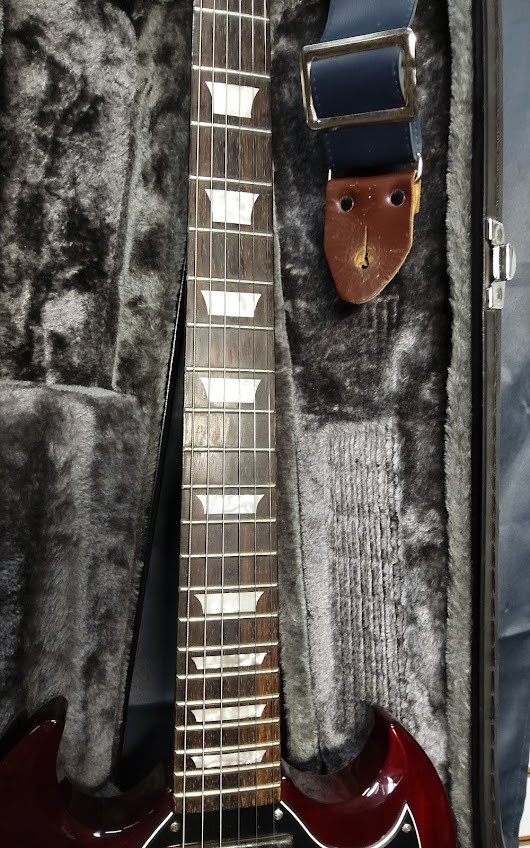 1402201218 Cherry Red Epiphone sg pro Humbucker pickups & Hard Case
