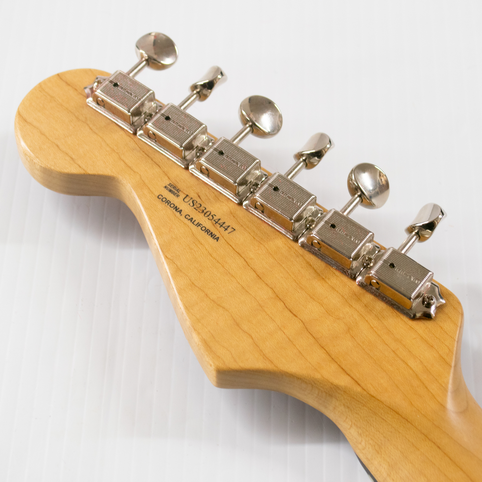 Fender Limited-edition Suona Stratocaster Thinline (DEMO) – Violin Burst