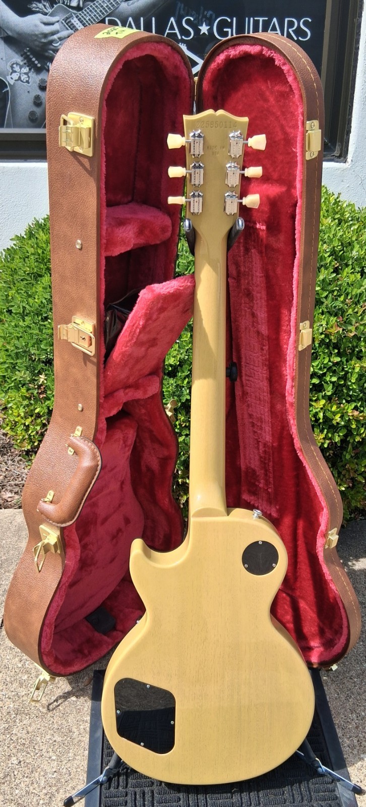 2025 Gibson Les Paul Standard 50s Mahogany Top TV Yellow