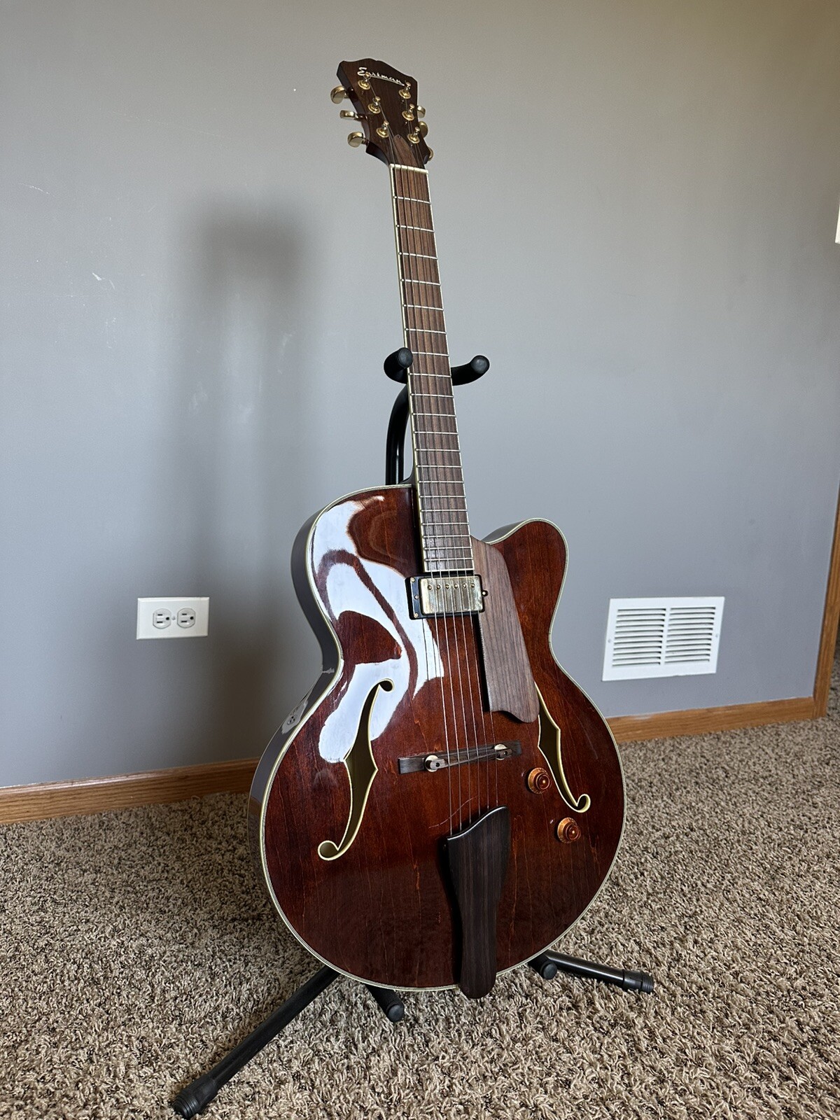 Eastman AR403CE Archtop Hollowbody – Natural – with Case