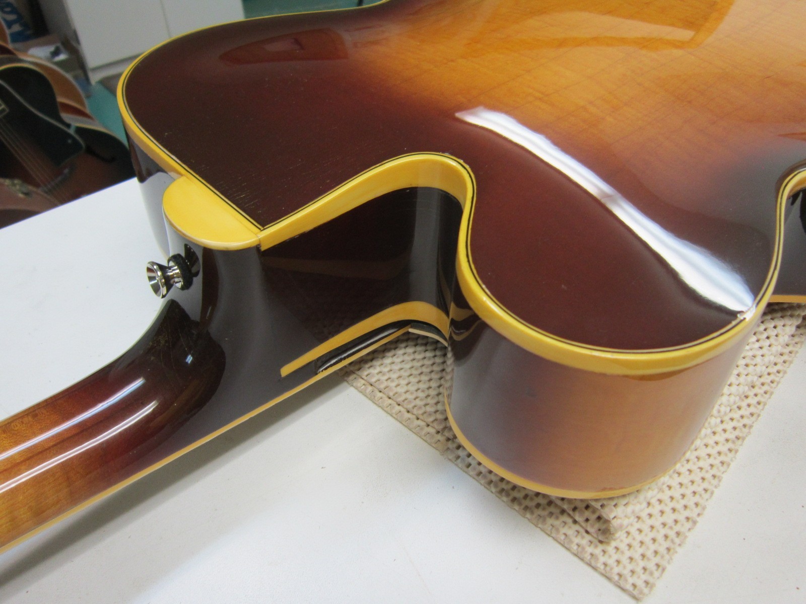 vintage 1965 Tal Farlow archtop jazz guitar pat # paf pickups Mark Campellone L5