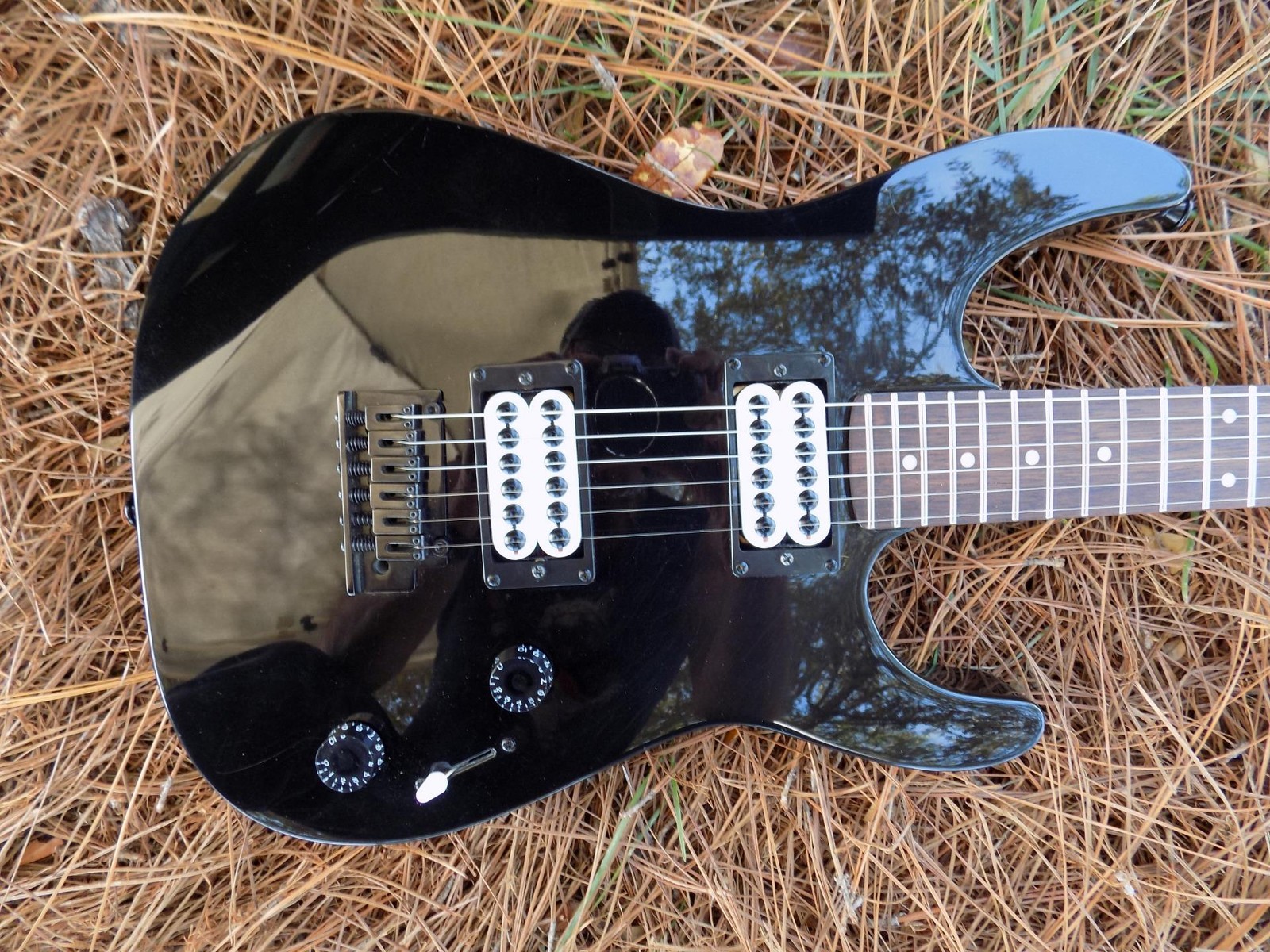 Jackson/IYV “Custom Shack”, Hot Invader Style Pickups,Coil Splitting,Nice