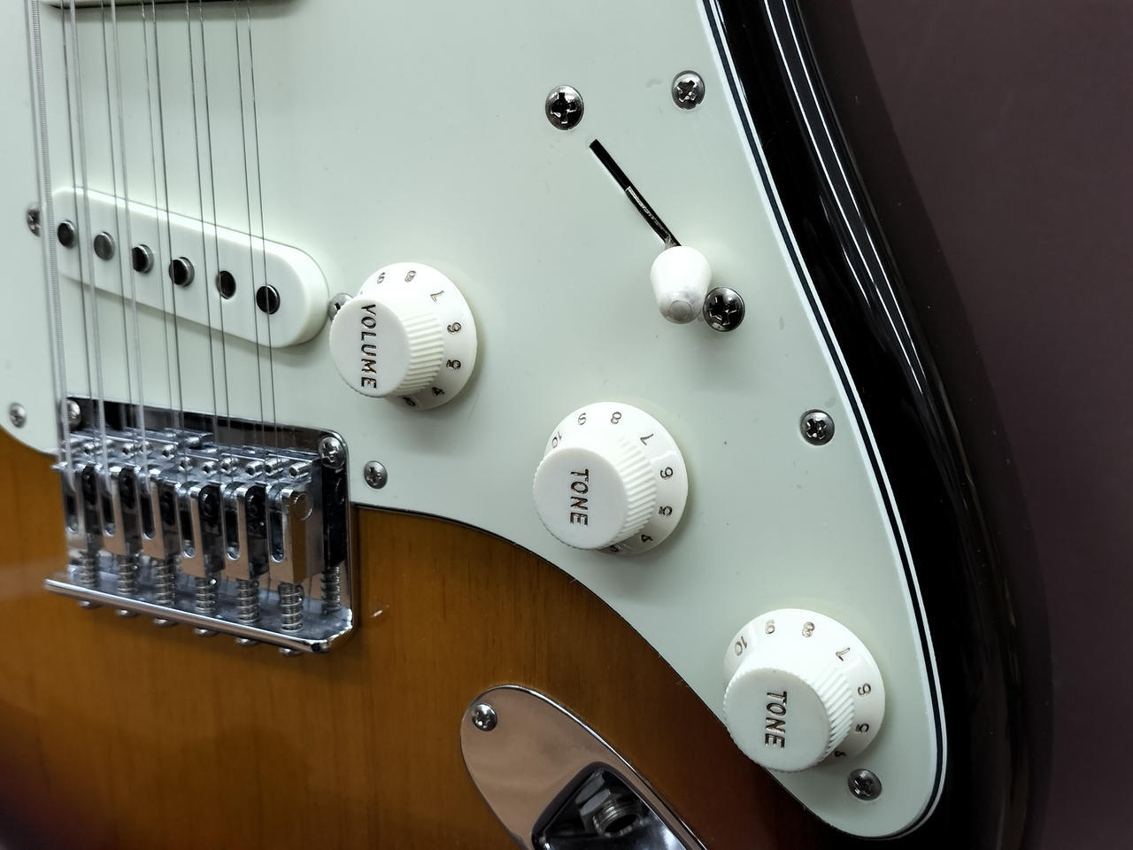 FENDER JAPAN FSR STRATOCASTER XII Electric Guitar