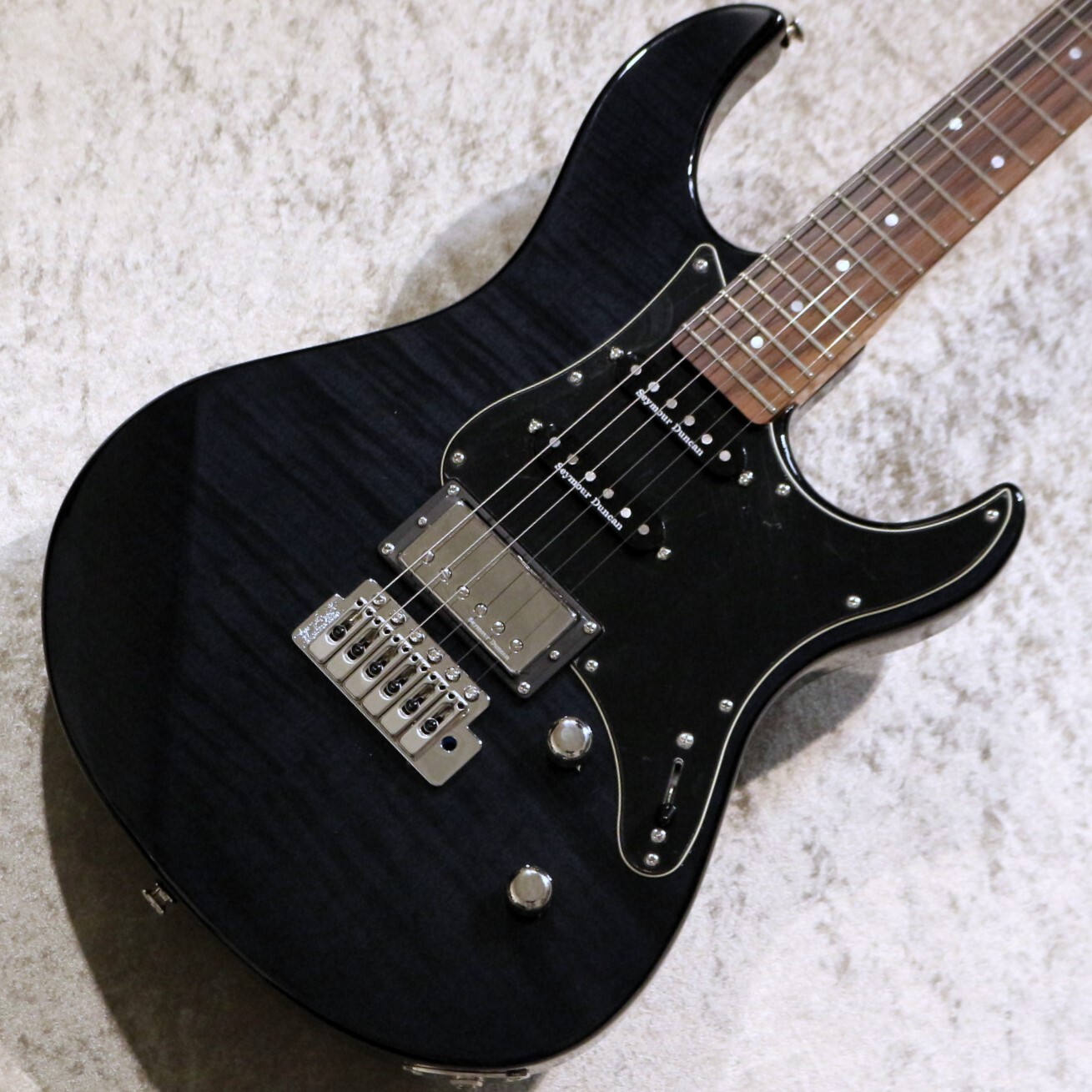 Yamaha PACIFICA PAC612VIIFM Electric Guitar – Translucent Black with Gig bag